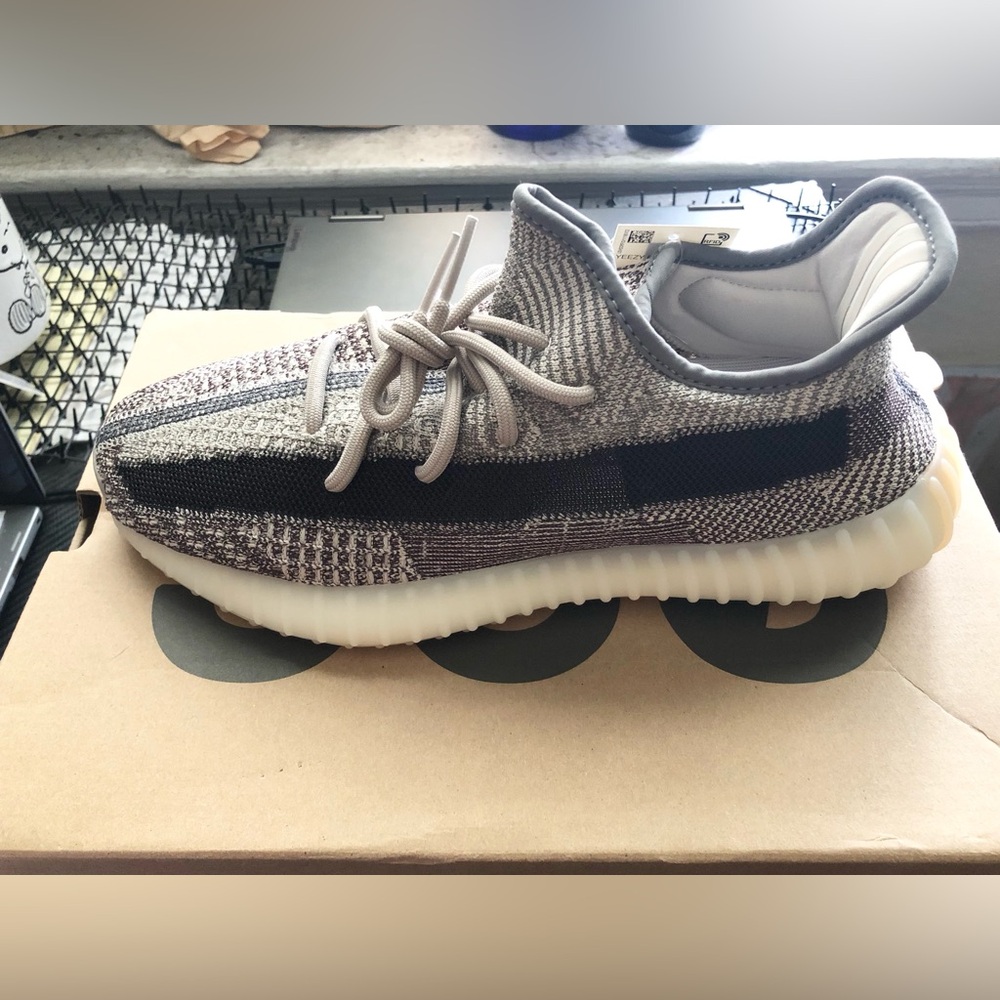Yeezy Boost 350 V2 Zyon 9.5